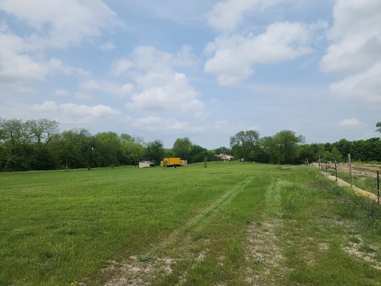 More Photos Of 2895 County Road 341, McKinney Land For Lease