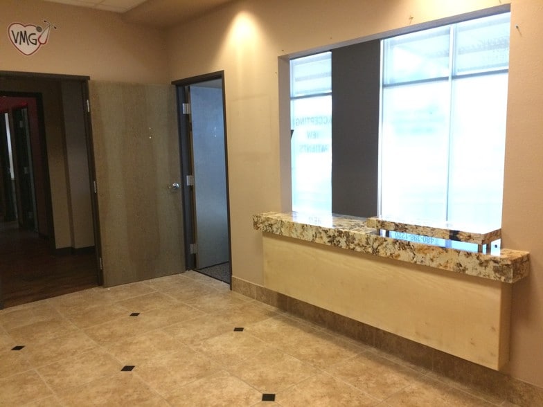 More Photos Of 2428 E Apache Blvd, Tempe Medical For Lease