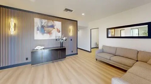 More Photos Of 2520 L St, Bakersfield Medical For Lease