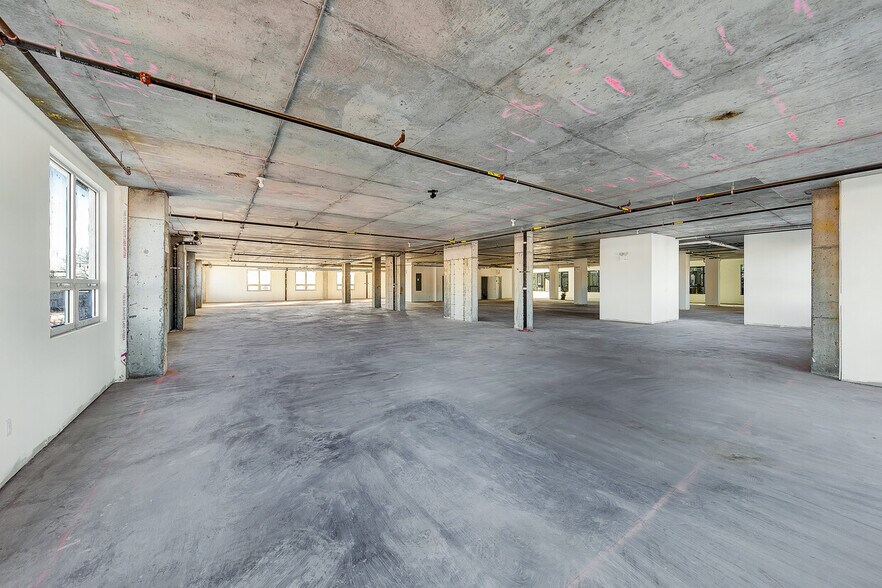 More Photos Of 1055-1063 63rd St, Brooklyn Office For Sale
