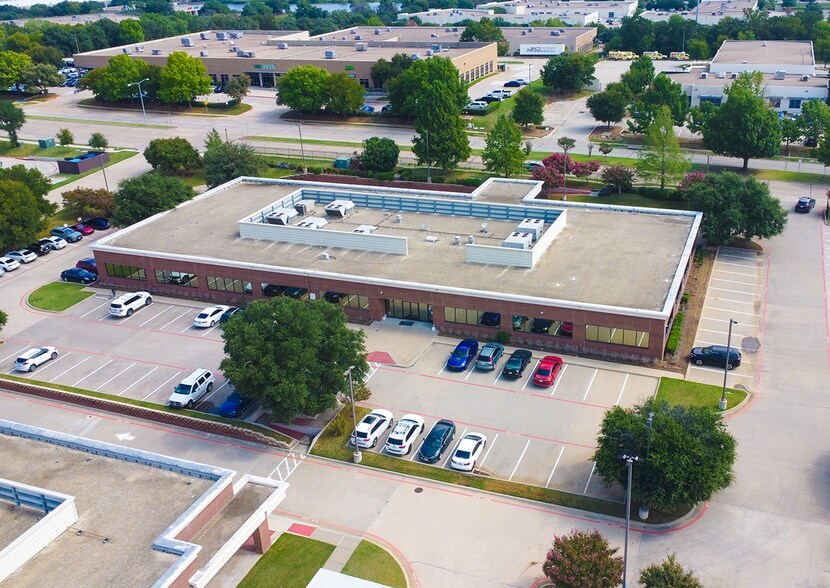 More Photos Of 1854 Lakepointe Dr, Lewisville Healthcare For Sale