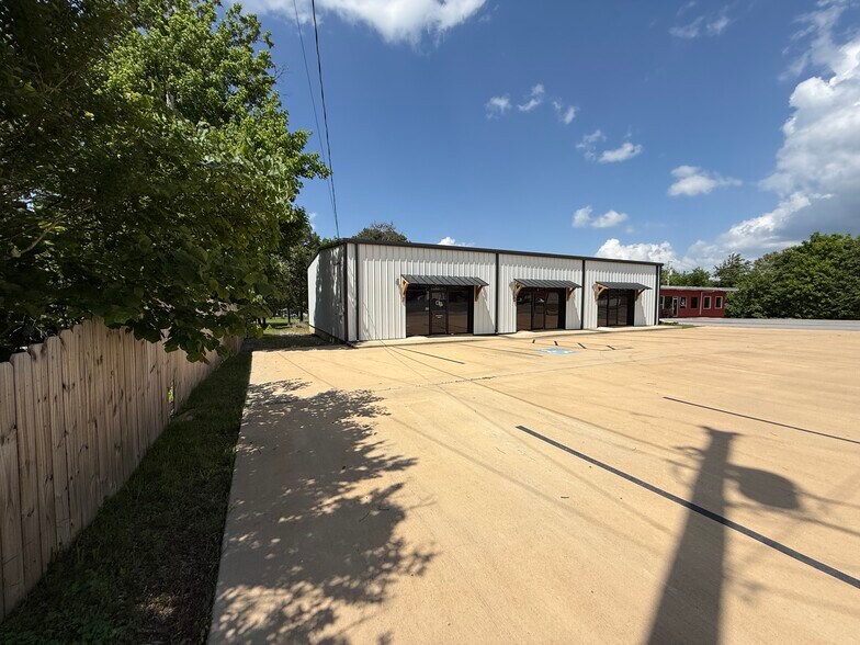 Primary Photo Of 1195 E Main St, Melbourne Loft Creative Space For Sale