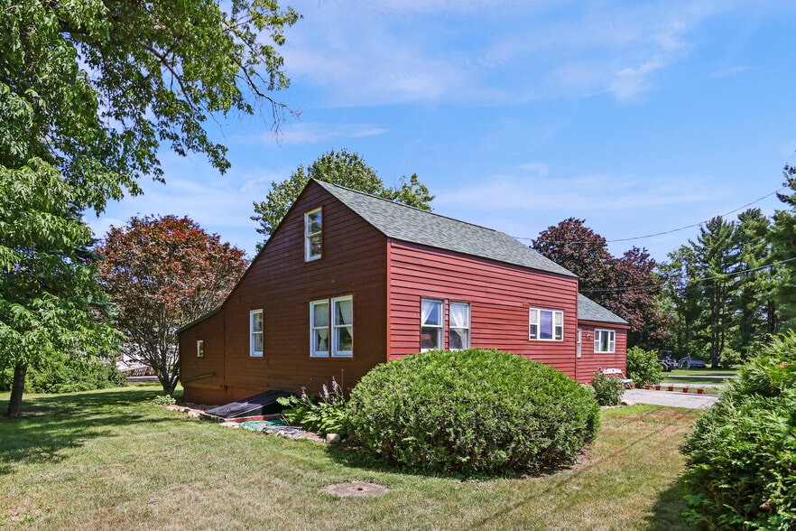 More Photos Of 2010-2012 Clayton Mill Rd, Mill River Specialty For Sale
