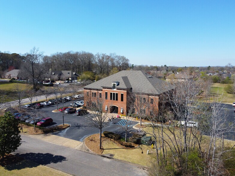 More Photos Of 7619 Halcyon Pointe Dr, Montgomery Office For Sale