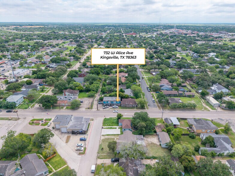 More Photos Of 732 W Alice Ave, Kingsville Apartments For Sale