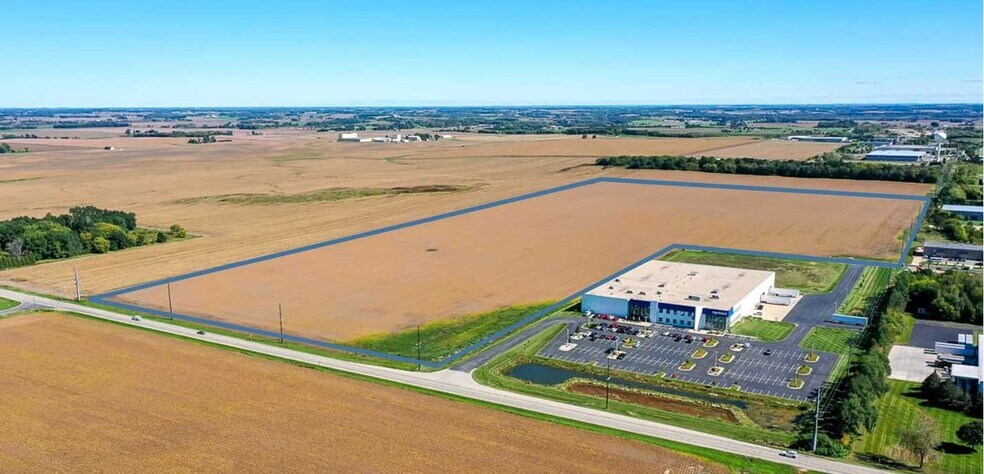 More Photos Of 1845 Bristol Rd, Sun Prairie Distribution For Lease