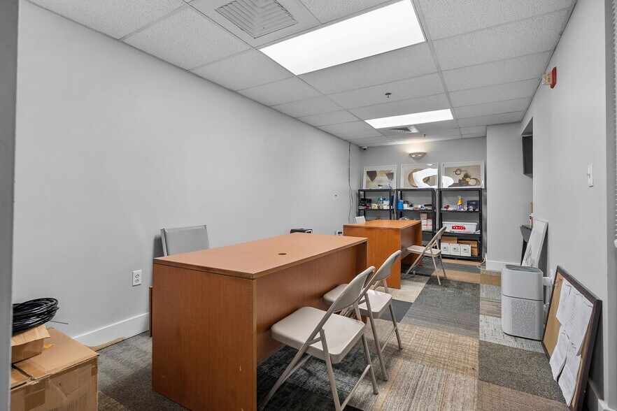 More Photos Of 8612 Halls Ferry Rd, Saint Louis Apartments For Sale