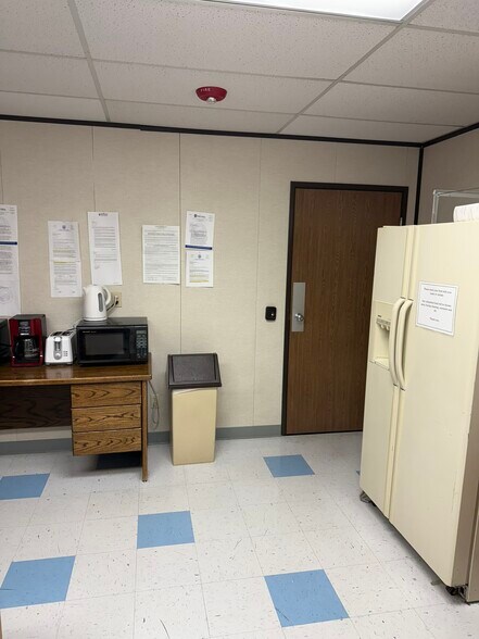 More Photos Of 333 W Nye Ln, Carson City Office For Sale