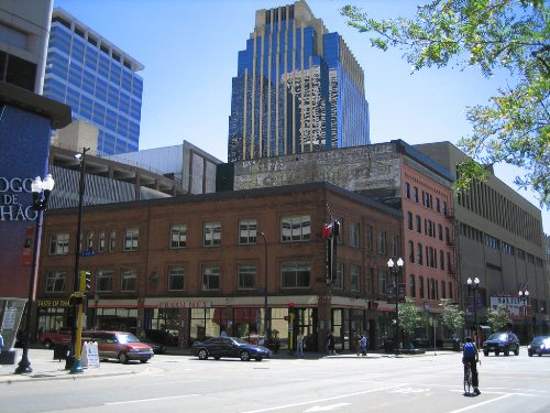 More Photos Of 701-705 Hennepin Ave, Minneapolis Loft Creative Space For Lease