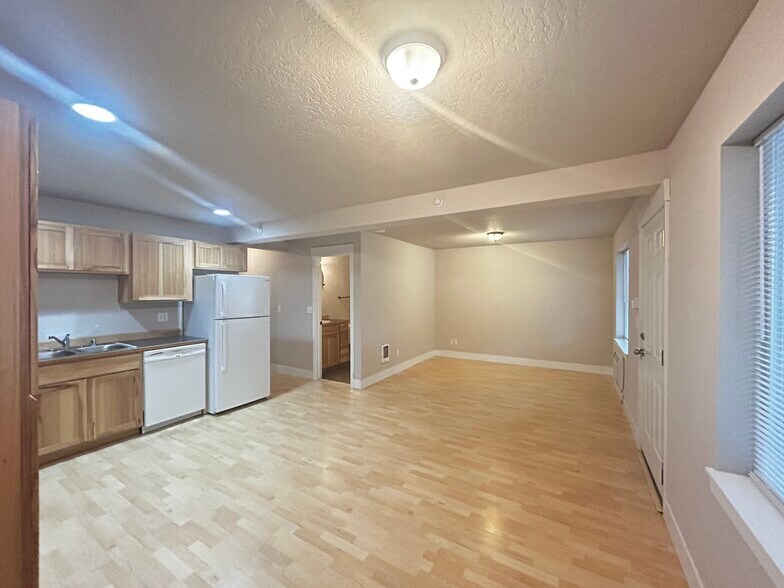 More Photos Of , Cheney Multifamily For Sale