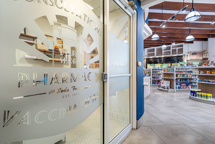 More Photos Of 124 NE 5th Ave, Delray Beach Drugstore For Sale