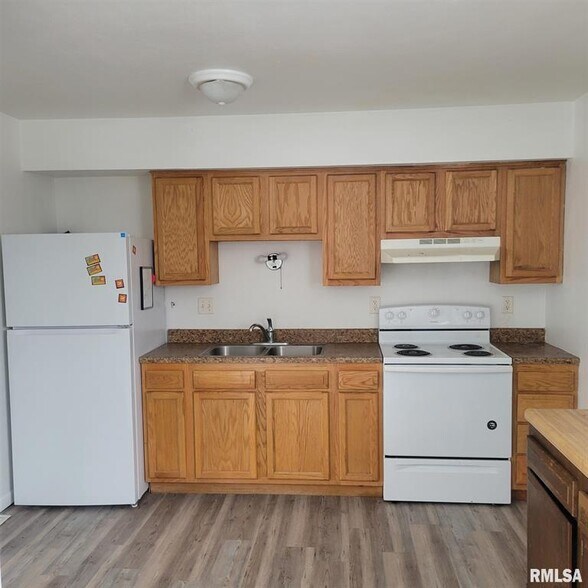 More Photos Of , Davenport Multifamily For Sale