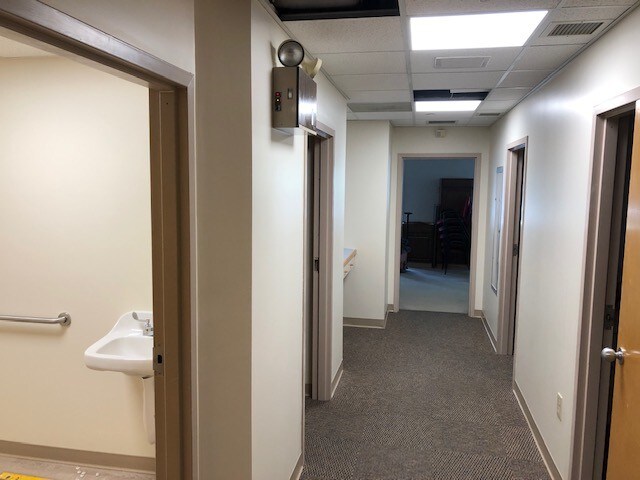 More Photos Of 215 Toll Gate Rd, Warwick Medical For Lease