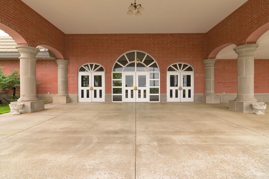 More Photos Of 2527 State Highway 248, Branson Lodge Meeting Hall For Sale