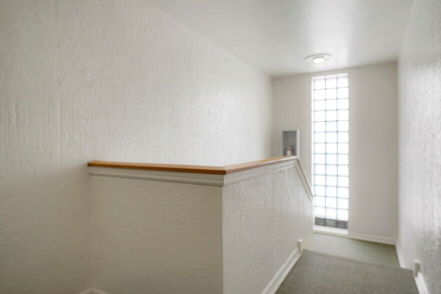 More Photos Of 600 S Logan St, Denver Apartments For Sale