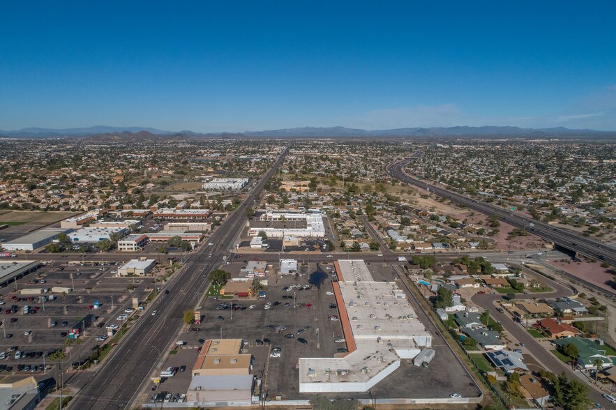 More Photos Of 13611-13663 N 32nd St, Phoenix Storefront For Lease