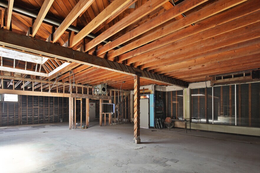 More Photos Of 1630 W Sunset Blvd, Los Angeles Unknown For Lease