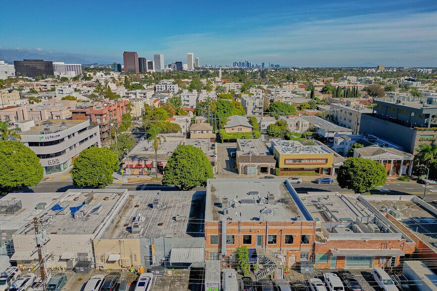 More Photos Of 355-359 Robertson Blvd, Beverly Hills Storefront Retail Office For Lease
