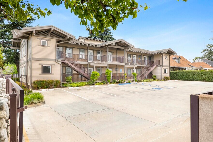 More Photos Of 437 N Riverside Ave, Rialto Loft Creative Space For Sale