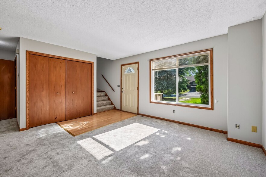 More Photos Of 417 Hunter Dr, Watertown Multifamily For Sale