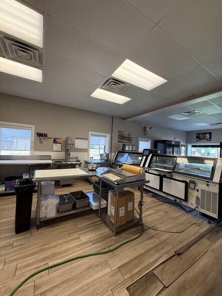 More Photos Of 3520 Nederland Ave, Nederland Restaurant For Sale
