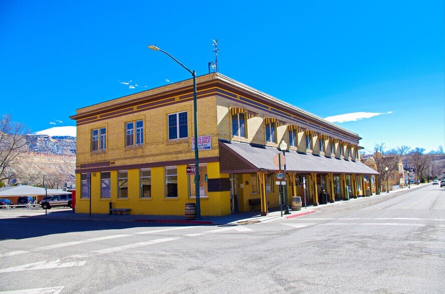 Primary Photo Of 305 Main St, Palisade Apartments For Lease