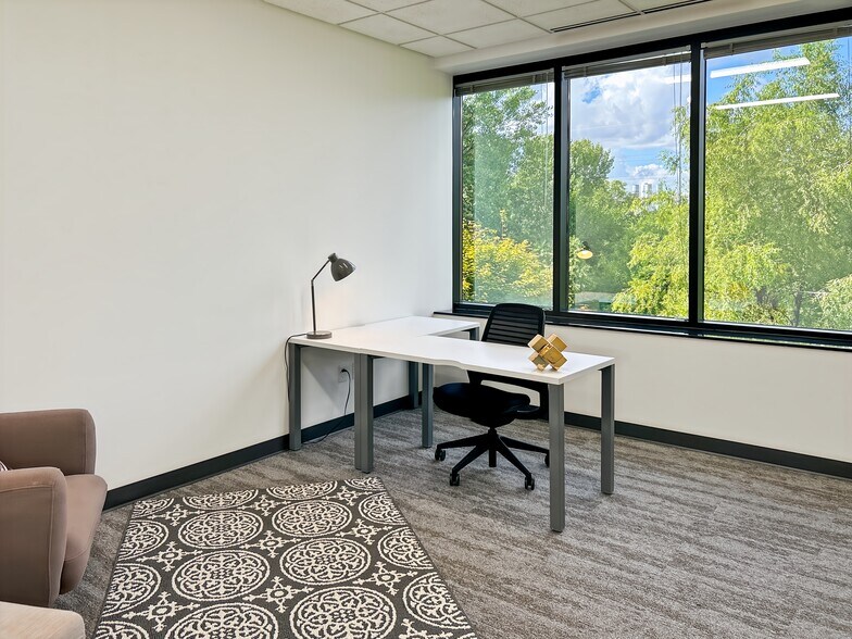 More Photos Of 4470 W 78th Street Cir, Bloomington Coworking Space