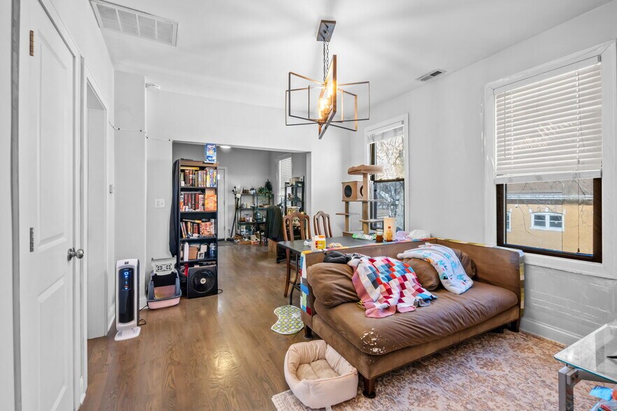 More Photos Of 2435 S California Ave, Chicago Apartments For Sale