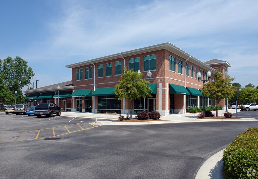 More Photos Of 2512 Independence Blvd, Wilmington Office For Lease