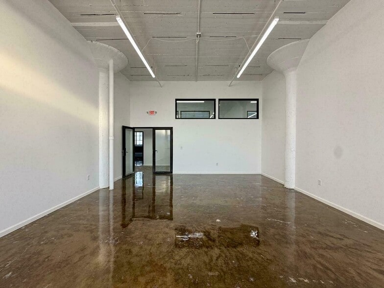 More Photos Of 13000 Athens Ave, Lakewood Warehouse For Lease