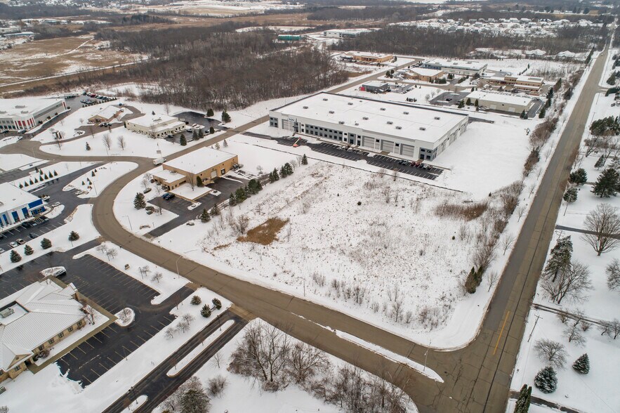 More Photos Of Corporate Dr @ Corporate Drive, Waukesha Land For Sale