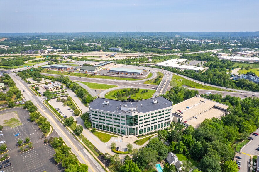 More Photos Of 401 Plymouth Rd, Plymouth Meeting Office For Lease