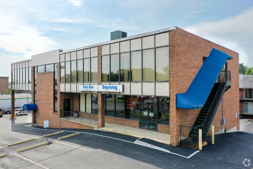 Primary Photo Of 8084-8086 Watson Rd, Webster Groves Office Residential For Lease