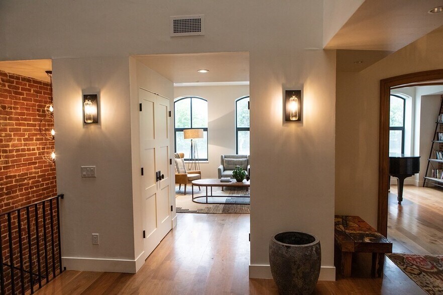 More Photos Of 263 Main St, Northampton Apartments For Sale