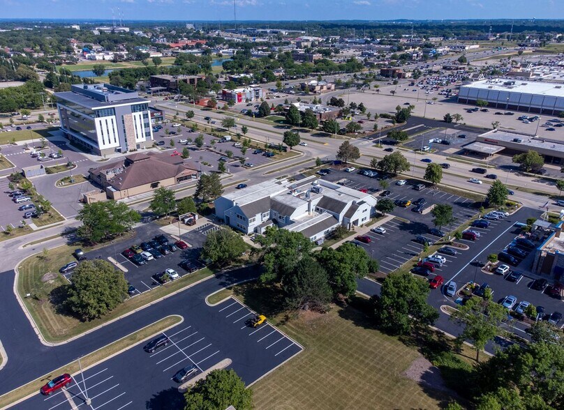 More Photos Of 7102 Mineral Point Rd, Madison Healthcare For Sale