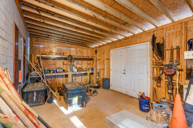 More Photos Of 497 NW Kirk Rd, Marietta Office For Sale