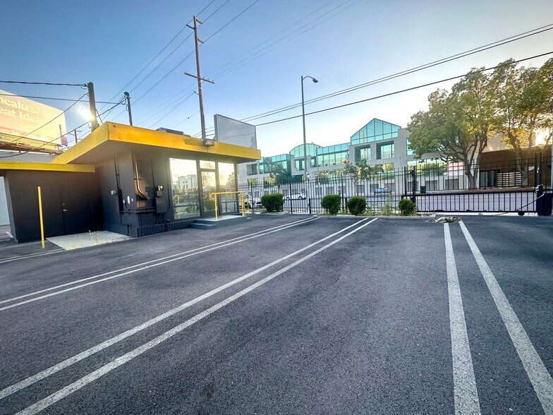 More Photos Of 4120 Lankershim Blvd, North Hollywood Auto Dealership For Lease