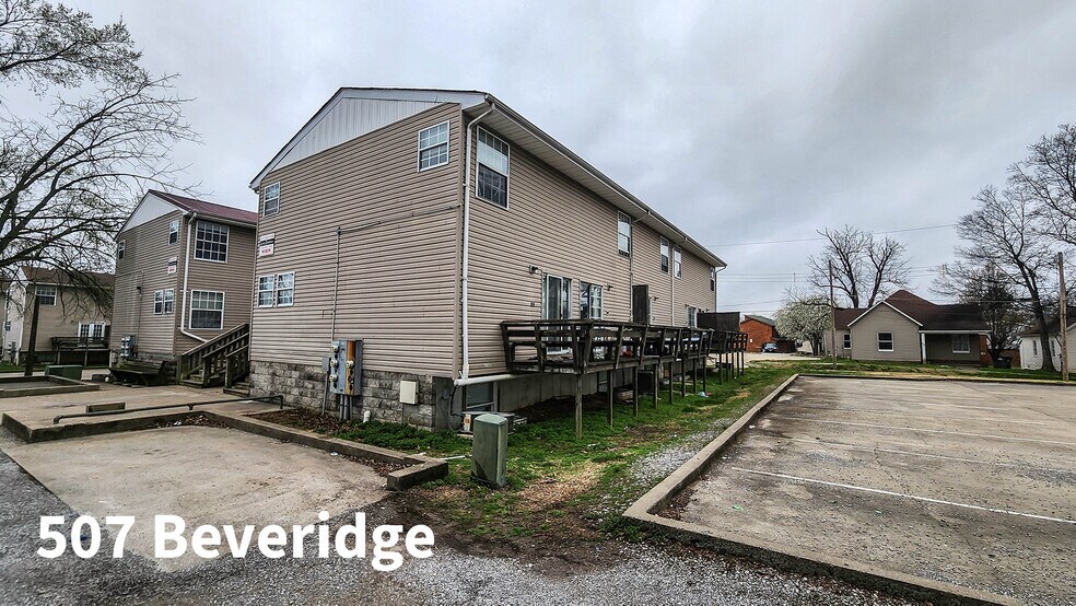 More Photos Of 600 S Washington St, Carbondale Apartments For Sale