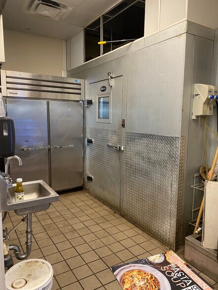 More Photos Of 330 Clematis St, West Palm Beach Storefront Retail Office For Sale