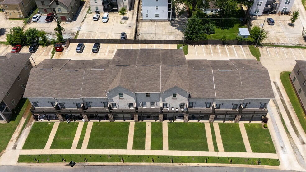 More Photos Of 403 Meador Dr, Tuscaloosa Multifamily For Sale
