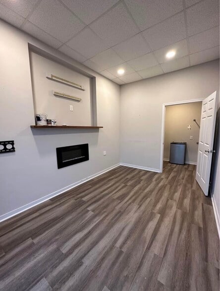 More Photos Of 8169 Pine Ridge Rd, Mechanicsville Flex For Lease