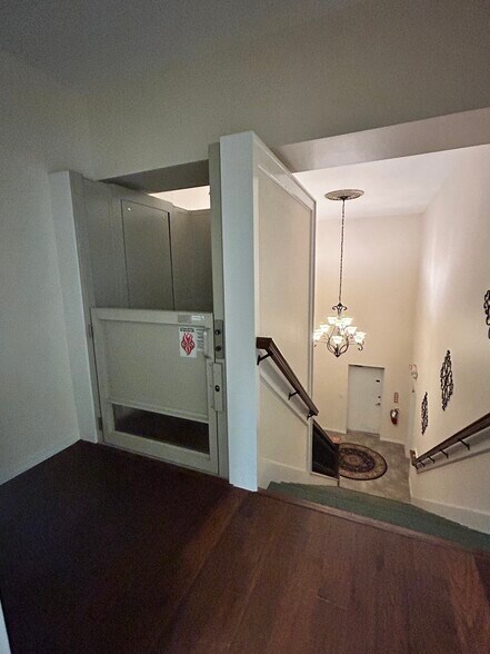 More Photos Of 14337 Annutalaga Ave, Brooksville Warehouse For Sale