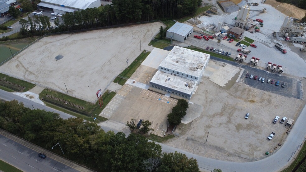 Primary Photo Of 1828 S Military Hwy, Chesapeake Warehouse For Lease