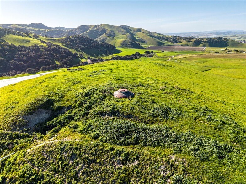 More Photos Of 9451 Batchelder Rd, Los Alamos Land For Sale