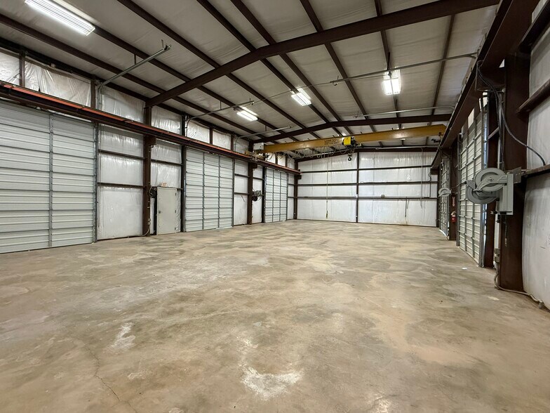 More Photos Of 3105 S County Road 1255, Midland Warehouse For Lease