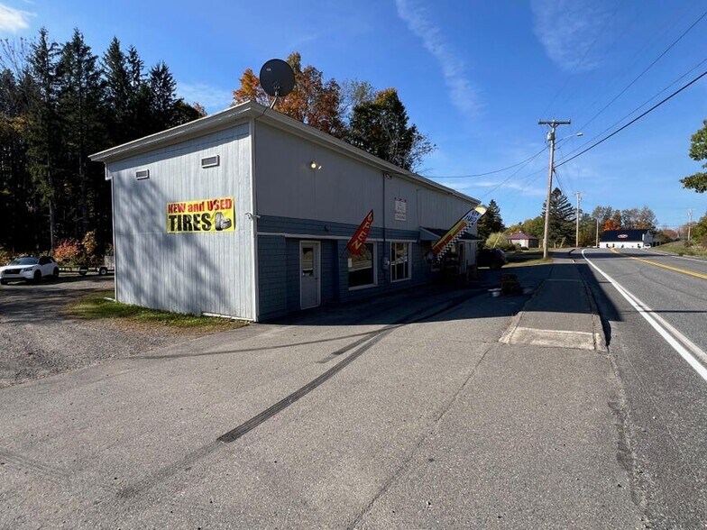 Primary Photo Of 42 Elm St, Guilford Freestanding For Sale