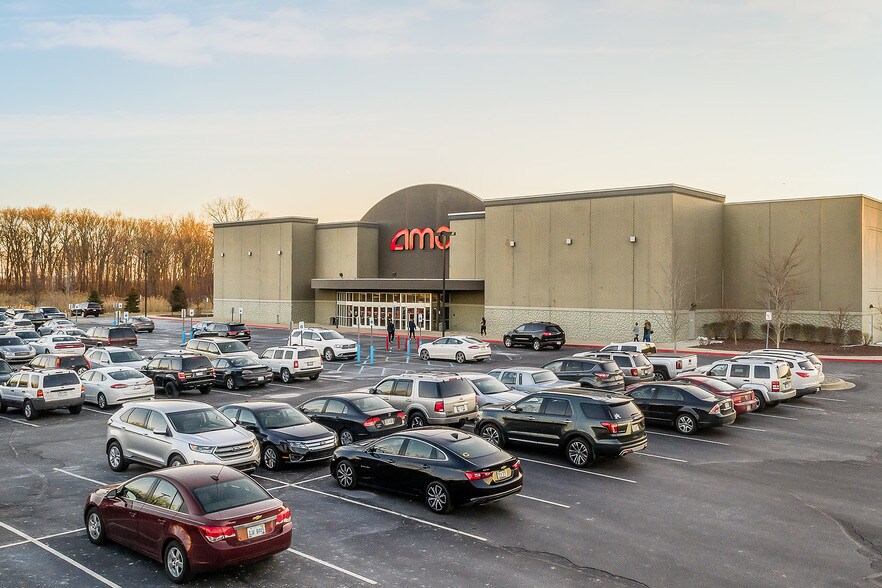 More Photos Of 21720 Allen Rd, Woodhaven Movie Theatre For Sale