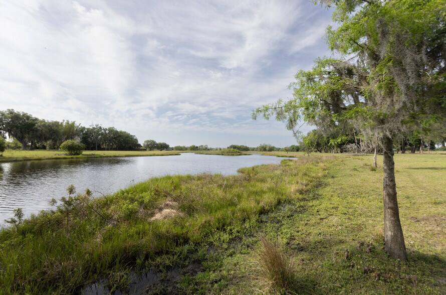More Photos Of 4020 Country Club rd, Winter Haven Land For Sale