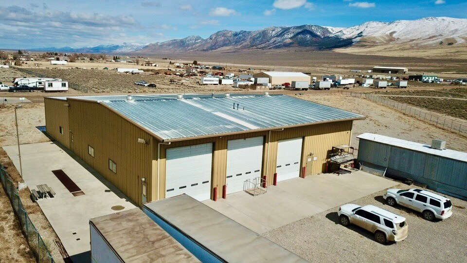 More Photos Of 933 N Industrial Way, Ely Warehouse For Sale