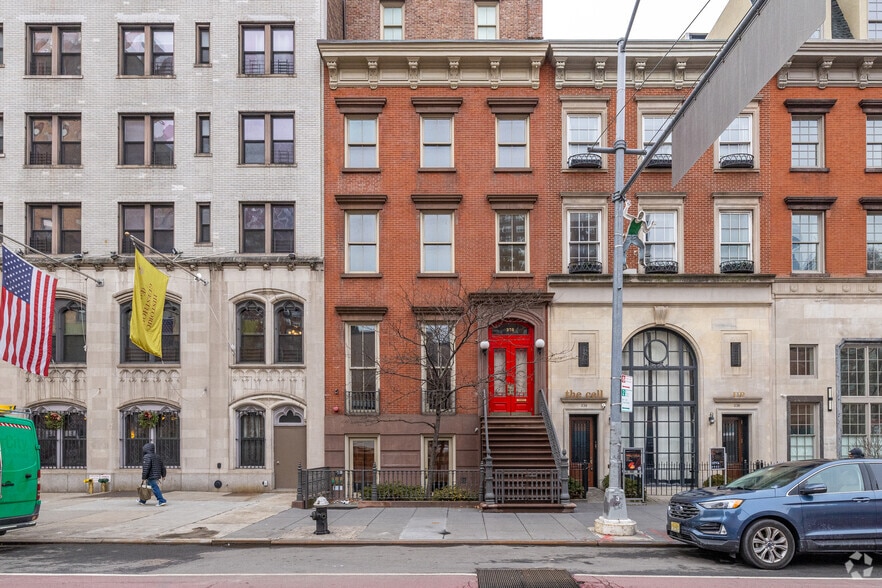 Primary Photo Of 336 W 23rd St, New York Apartments For Sale